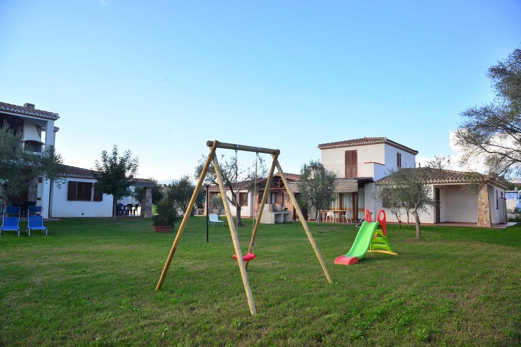 Ferienwohnung Oleandro Lotzorai Exterior foto