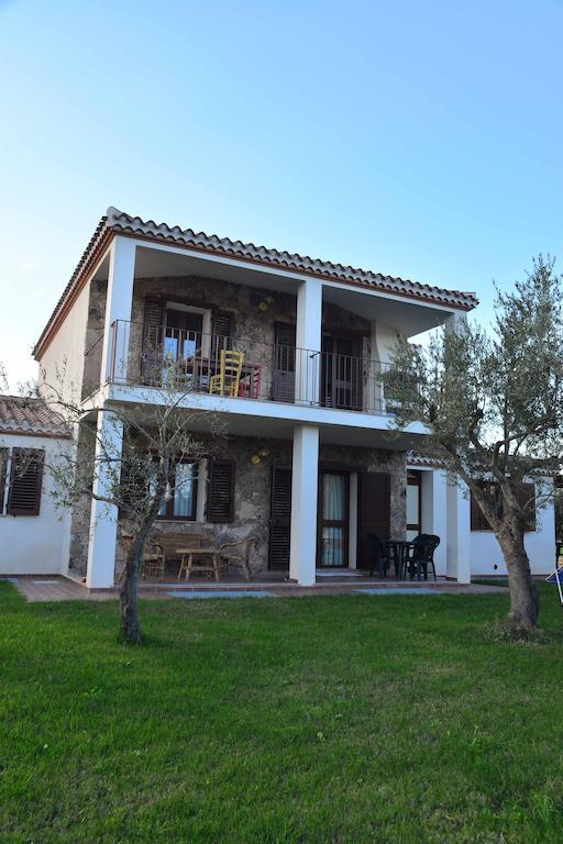 Ferienwohnung Oleandro Lotzorai Exterior foto