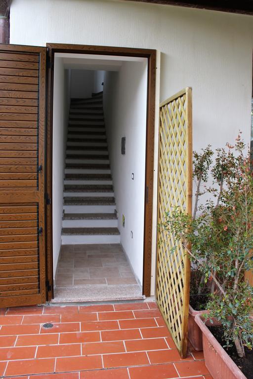 Ferienwohnung Oleandro Lotzorai Exterior foto